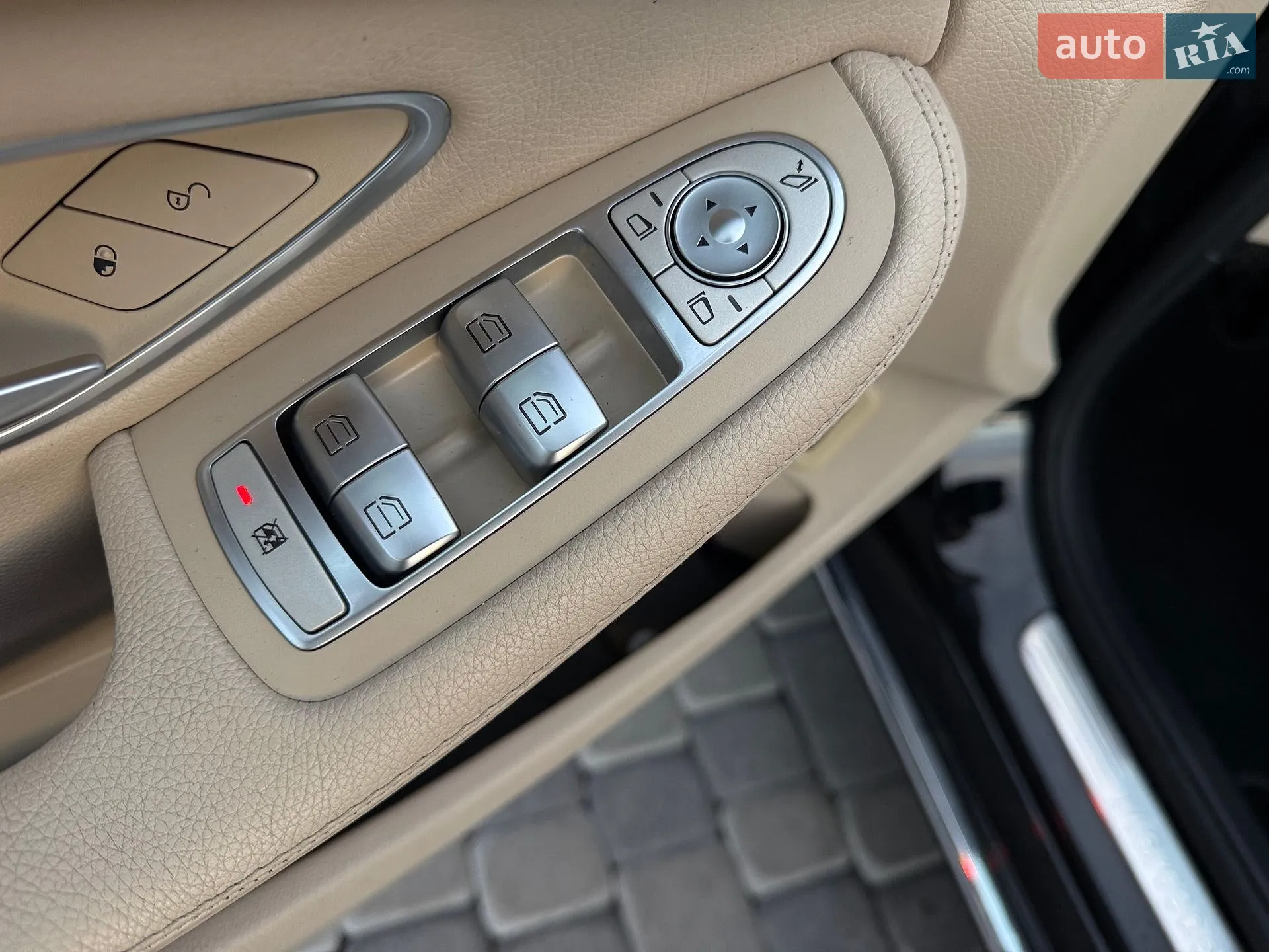 2016 Mercedes-Benz C-klasse - мініатюра 29