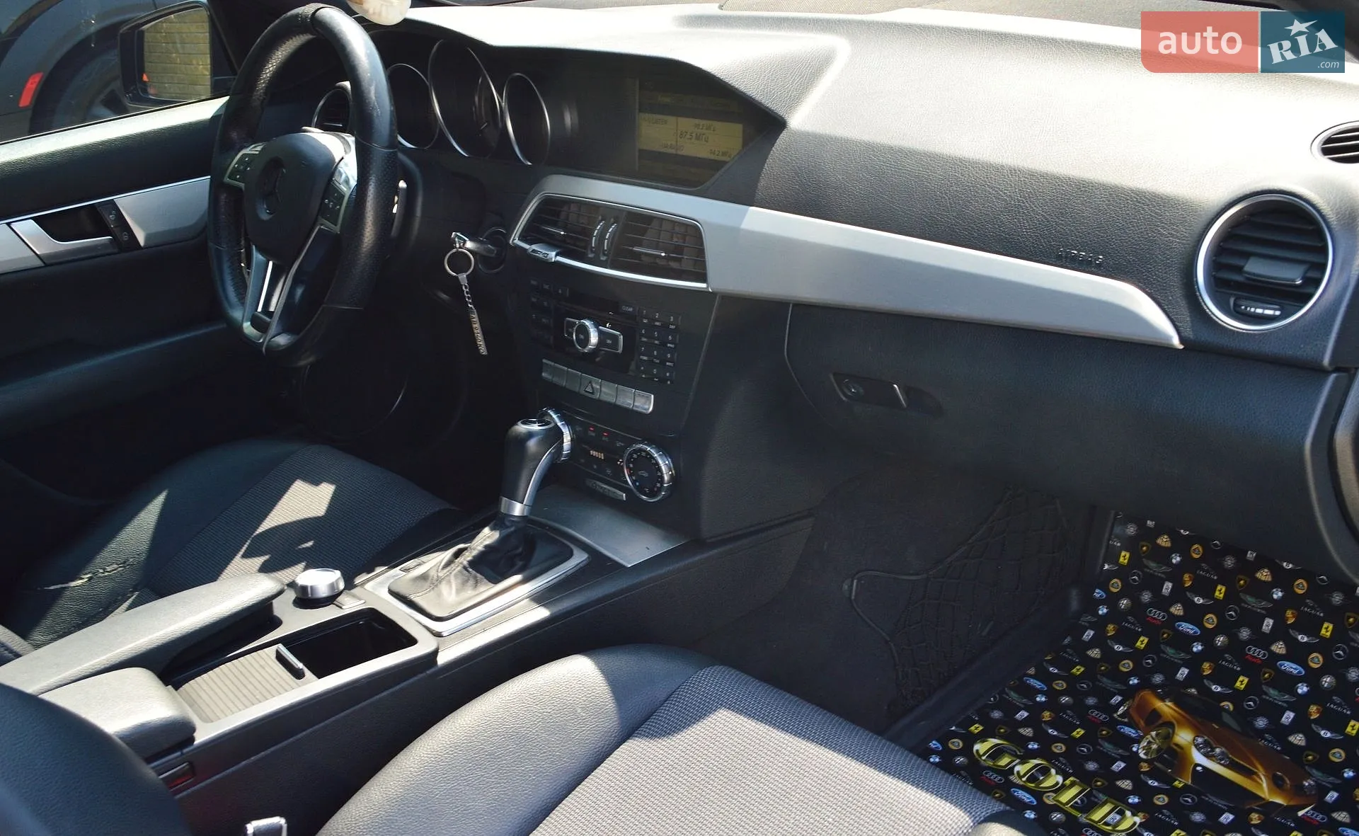 2011 Mercedes-Benz C-klasse - мініатюра 33