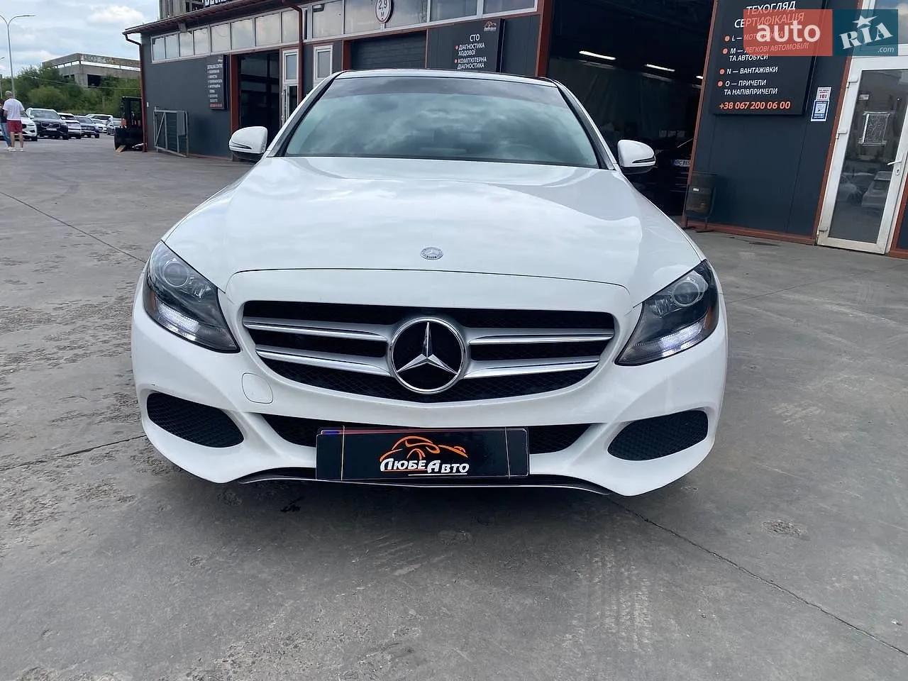 2017 Mercedes-Benz C-klasse - мініатюра 2
