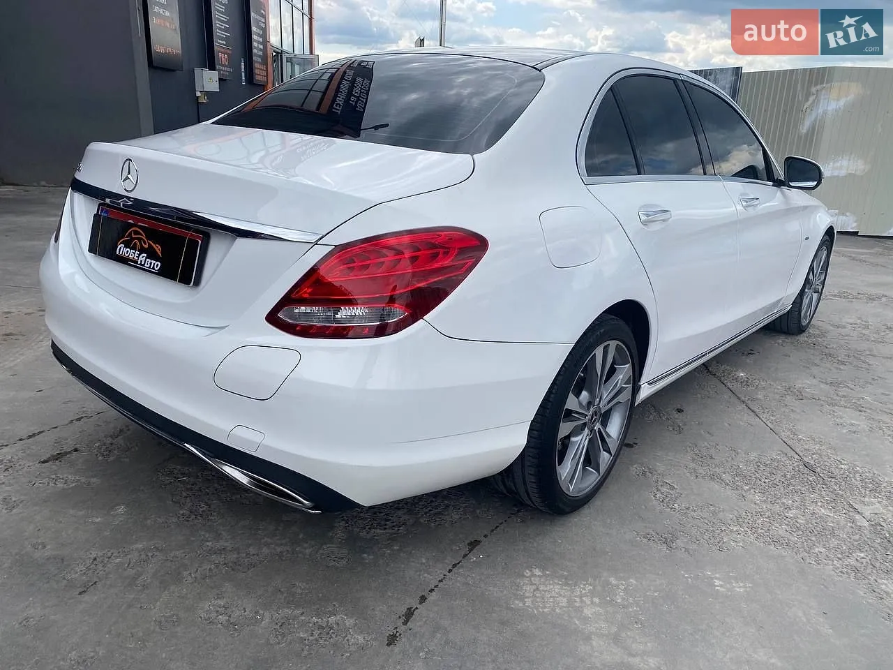 2017 Mercedes-Benz C-klasse - мініатюра 7