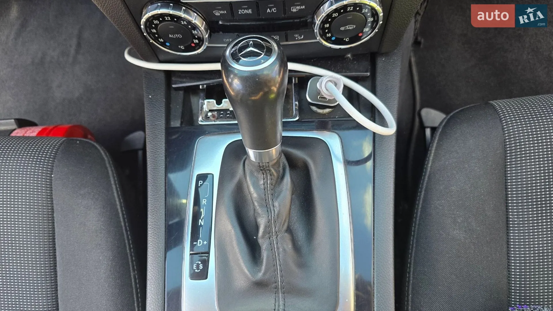 2012 Mercedes-Benz C-klasse - мініатюра 10