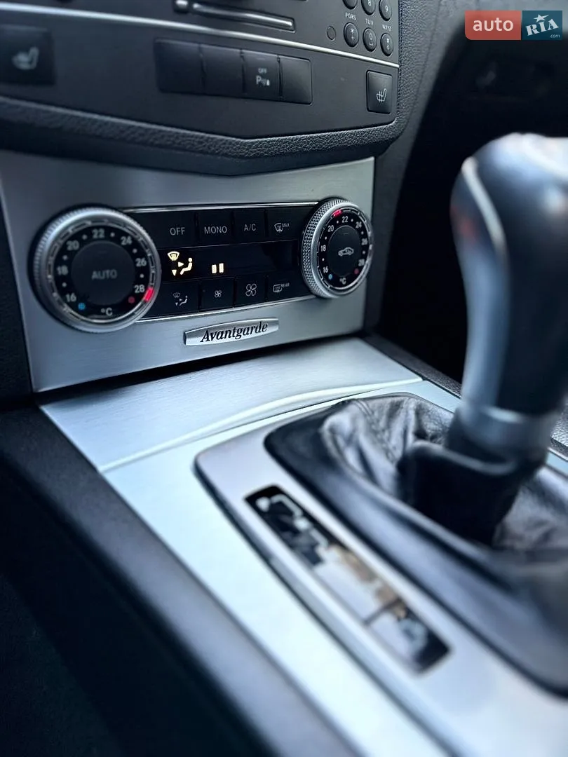 2010 Mercedes-Benz C-klasse - мініатюра 7