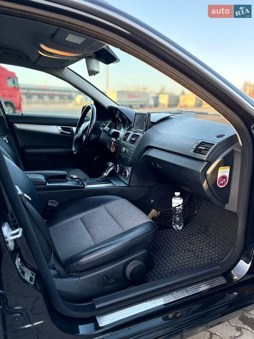 2010 Mercedes-Benz C-klasse - мініатюра 10