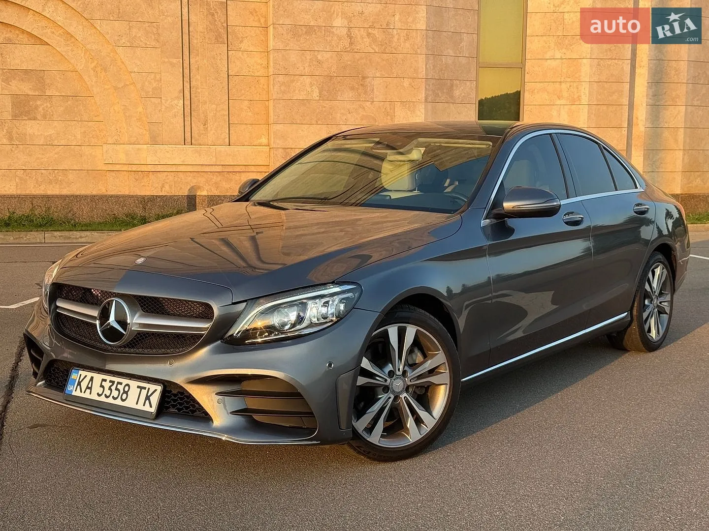 2016 Mercedes-Benz C-klasse - мініатюра 3