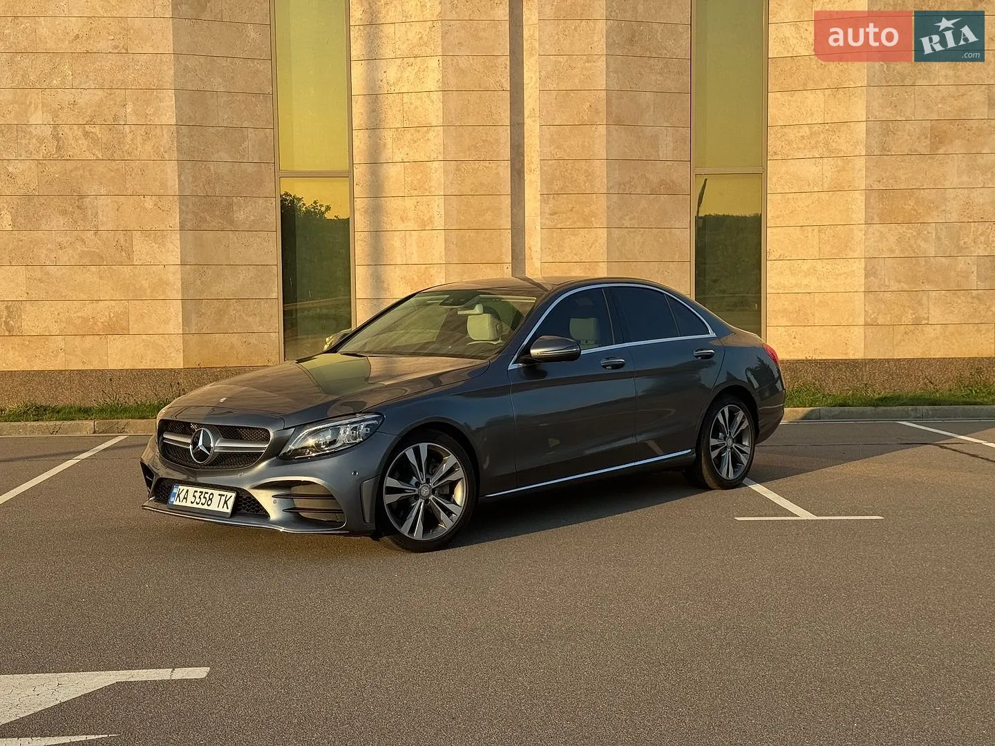 2016 Mercedes-Benz C-klasse - мініатюра 11