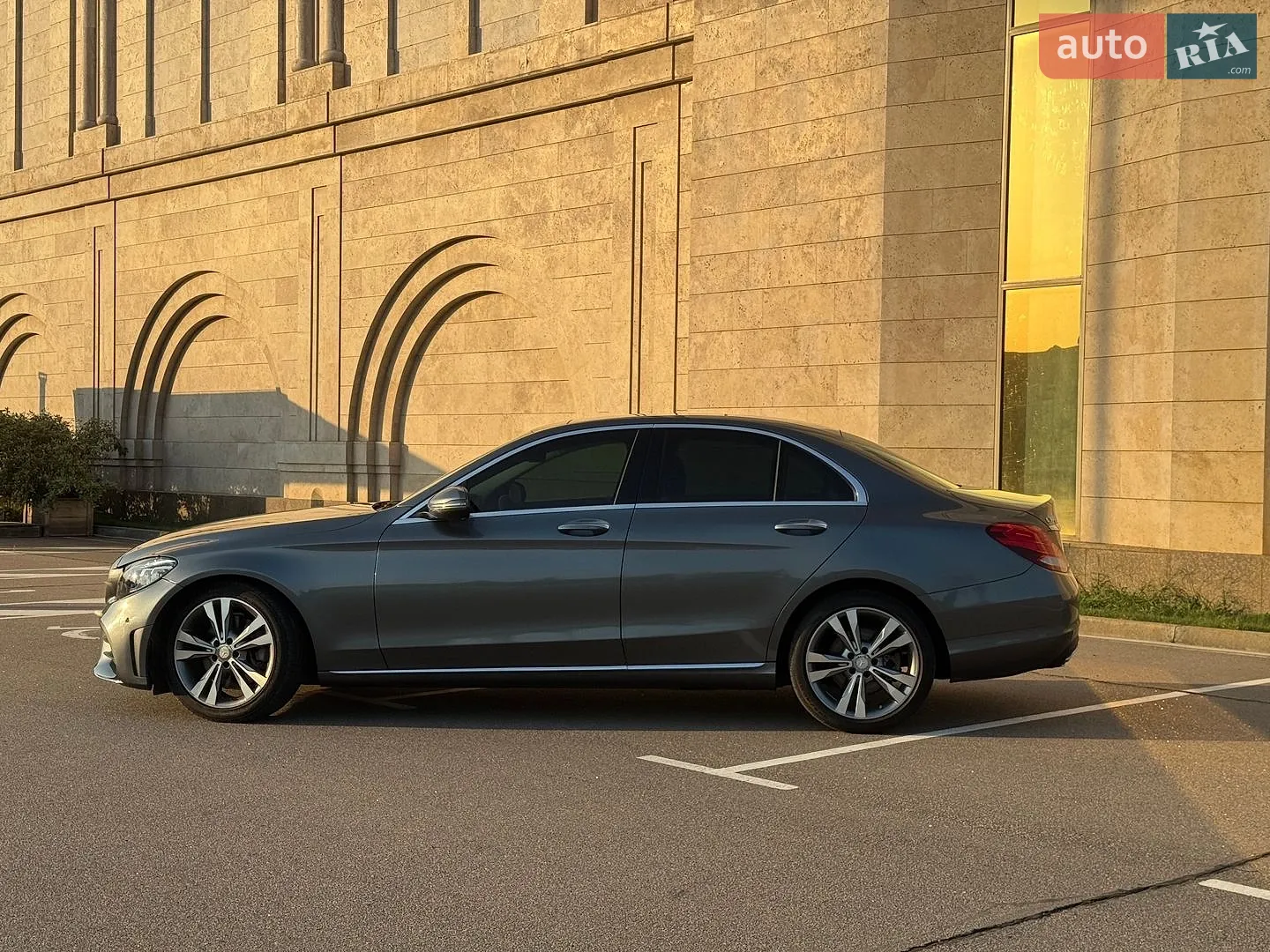 2016 Mercedes-Benz C-klasse - мініатюра 12
