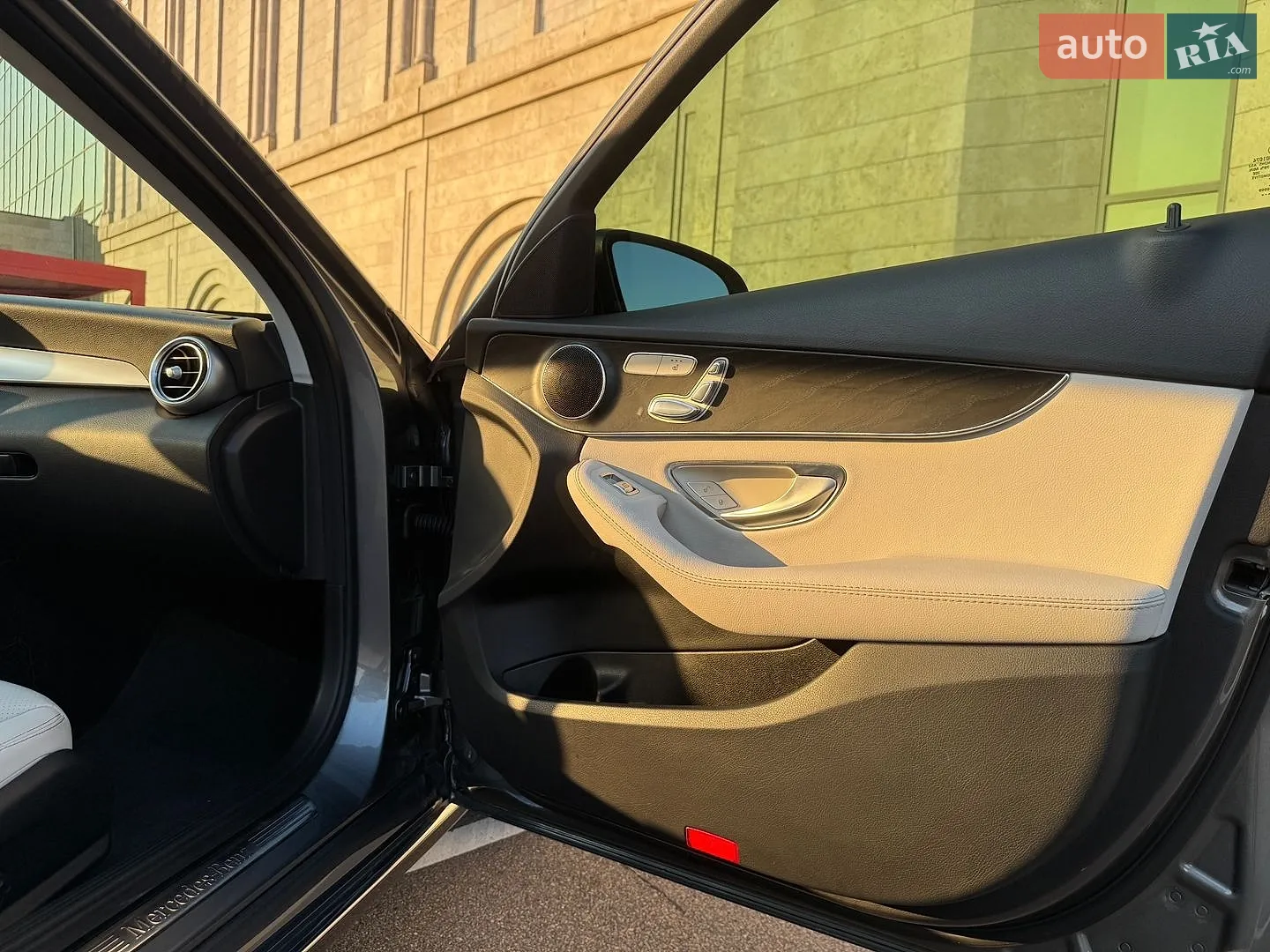 2016 Mercedes-Benz C-klasse - мініатюра 29