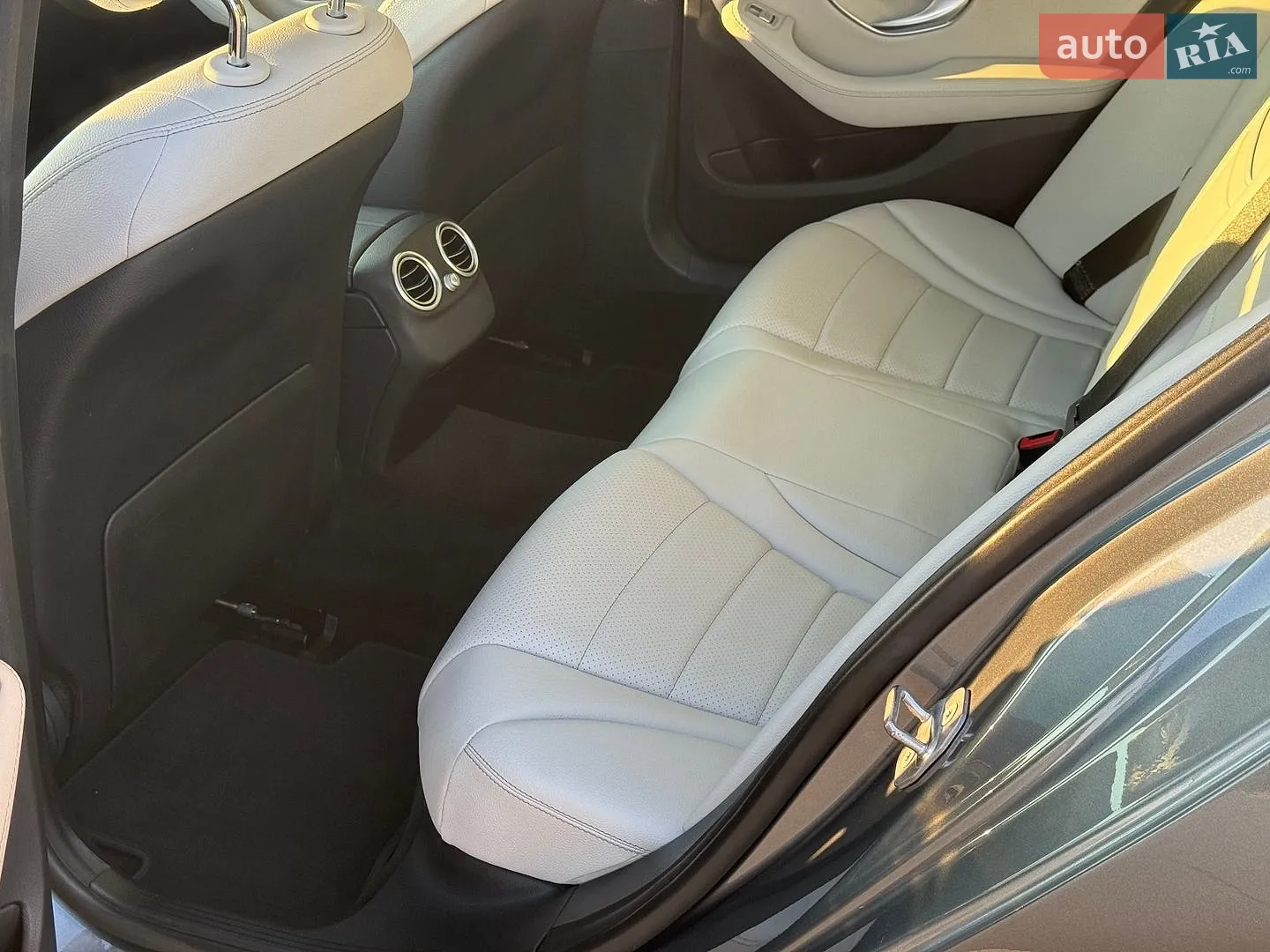 2016 Mercedes-Benz C-klasse - мініатюра 35