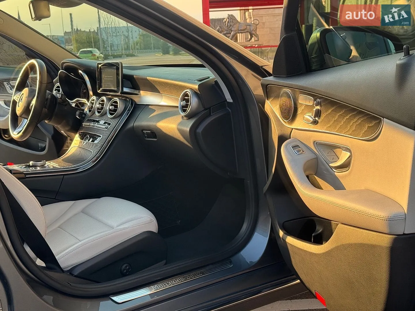 2016 Mercedes-Benz C-klasse - мініатюра 31