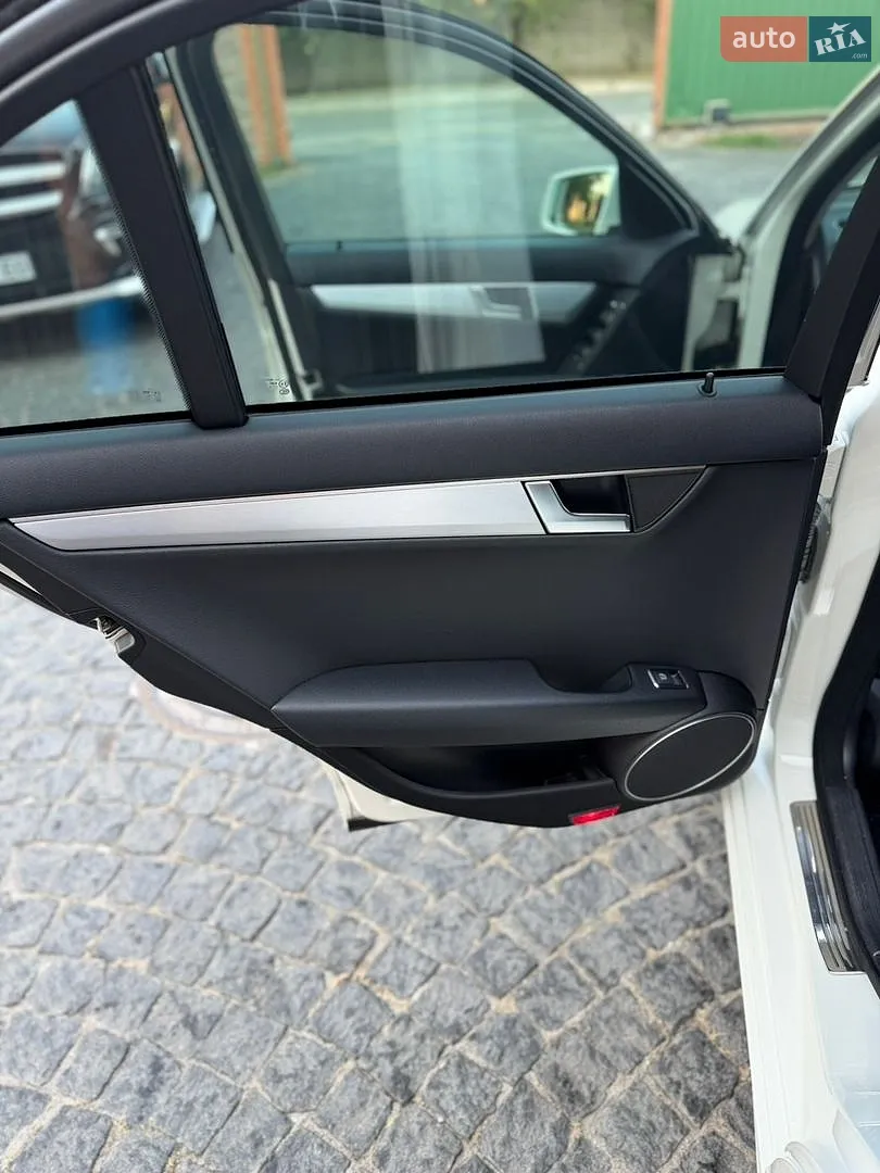2012 Mercedes-Benz C-klasse - мініатюра 13
