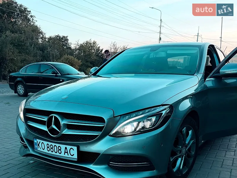 Mercedes-Benz C-Class