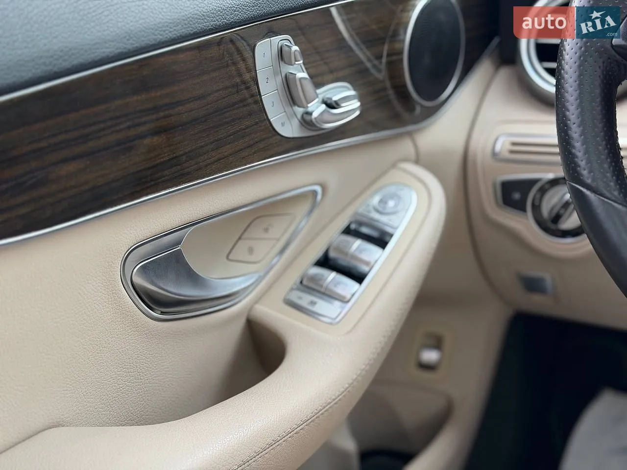 2016 Mercedes-Benz C-klasse - мініатюра 11