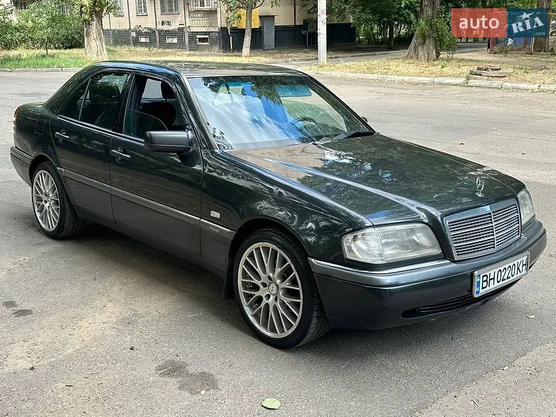 Mercedes-Benz C-Class 1995