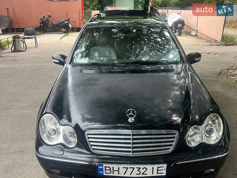 Mercedes-Benz C-Class