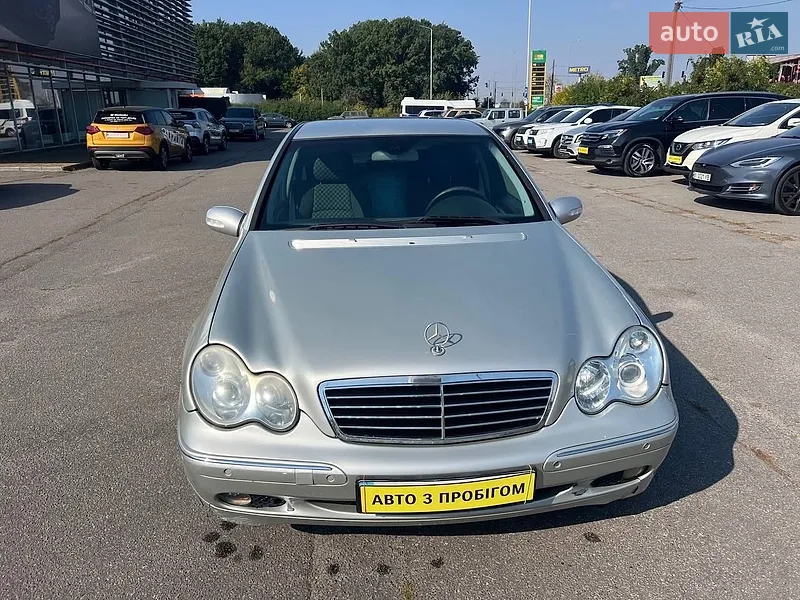 Mercedes-Benz C-Class 2003