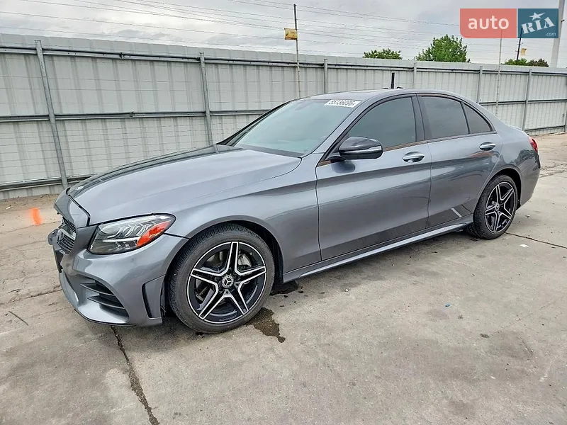 Mercedes-Benz C-Class 2021