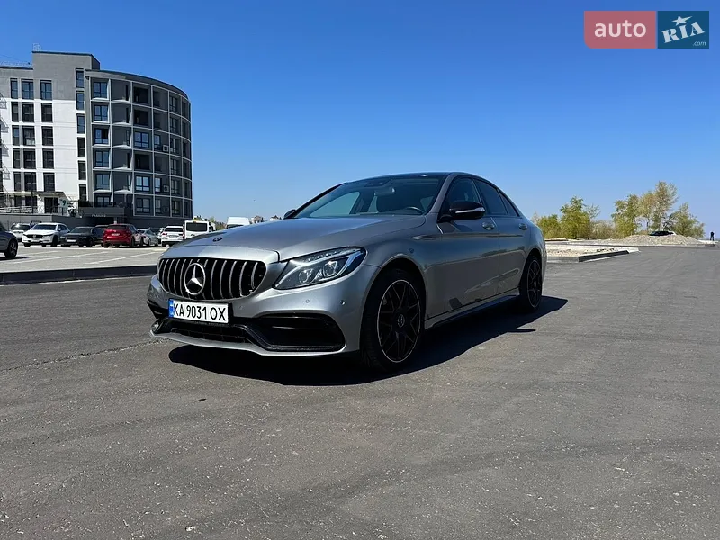 Mercedes-Benz C-Class