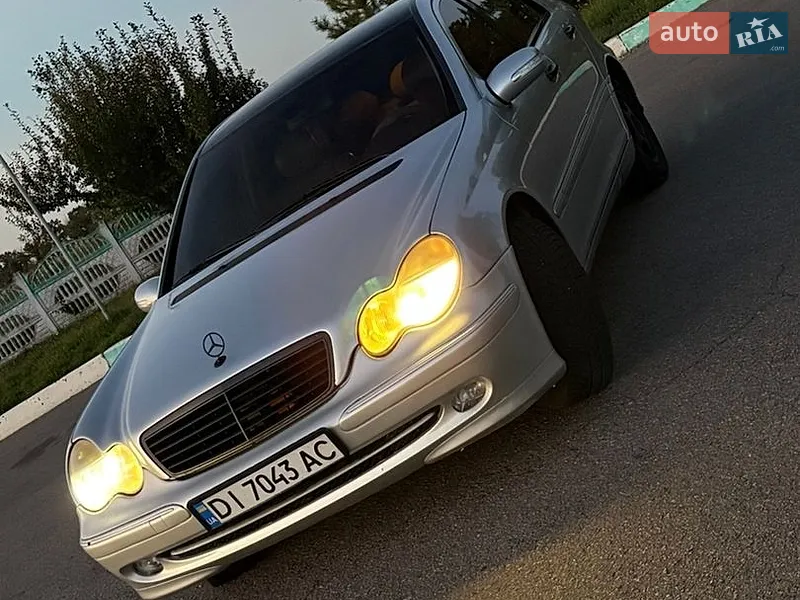 Mercedes-Benz C-Class