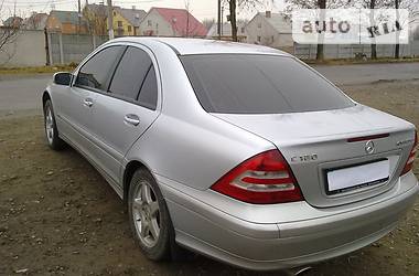 Седан Mercedes-Benz C-Class 2005 в Вінниці