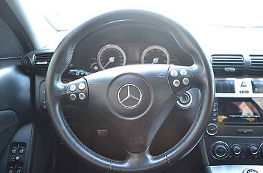 Седан Mercedes-Benz C-Class 2006 в Николаеве