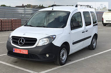 Вантажопасажирський фургон Mercedes-Benz Citan 2015 в 