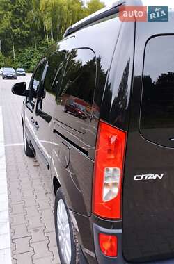 Минивэн Mercedes-Benz Citan 2014 в 