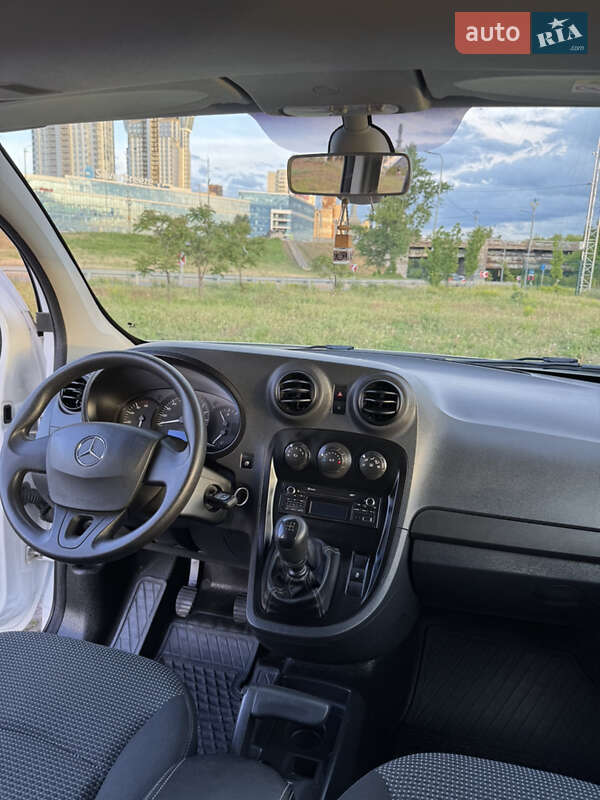 Мінівен Mercedes-Benz Citan 2015 в Києві фото 11 Мінівен Mercedes-Benz Citan 2015 в Києві
