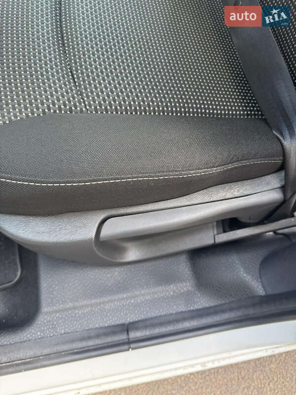 Минивэн Mercedes-Benz Citan 2017 в Киеве фото 11 Минивэн Mercedes-Benz Citan 2017 в Киеве