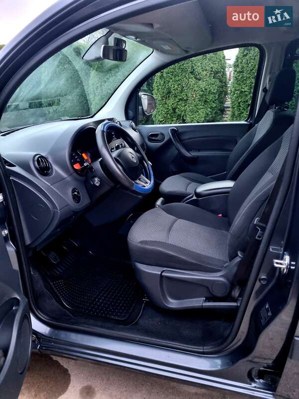 Минивэн Mercedes-Benz Citan 2012 в Черновцах