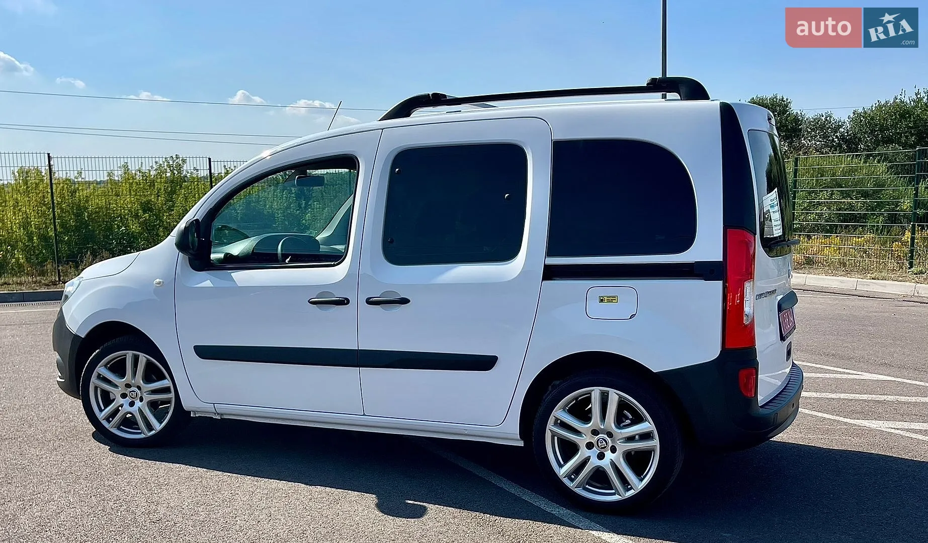2017 Mercedes-Benz Citan - мініатюра 32