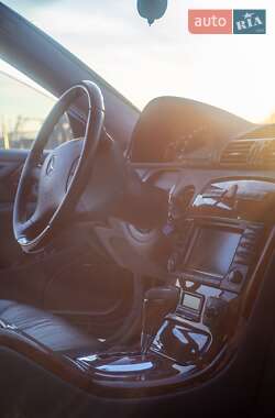 Купе Mercedes-Benz CL-Class 2003 в 