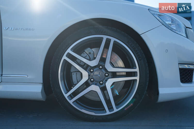 Купе Mercedes-Benz CL-Class 2013 в Киеве фото 12 Купе Mercedes-Benz CL-Class 2013 в Киеве