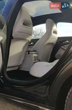 Седан Mercedes-Benz CLA-Class 2018 в Запорожье