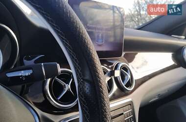 Седан Mercedes-Benz CLA-Class 2018 в 