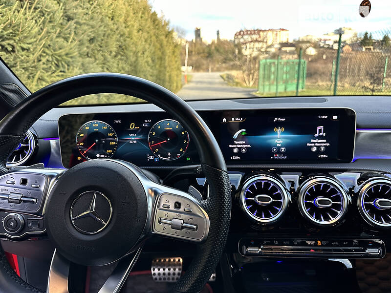 Седан Mercedes-Benz CLA-Class 2019 в Львове