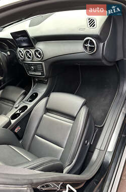 Седан Mercedes-Benz CLA-Class 2017 в Львове