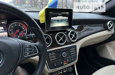 Седан Mercedes-Benz CLA-Class 2016 в Киеве