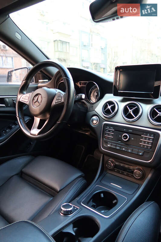 Седан Mercedes-Benz CLA-Class 2015 в Киеве