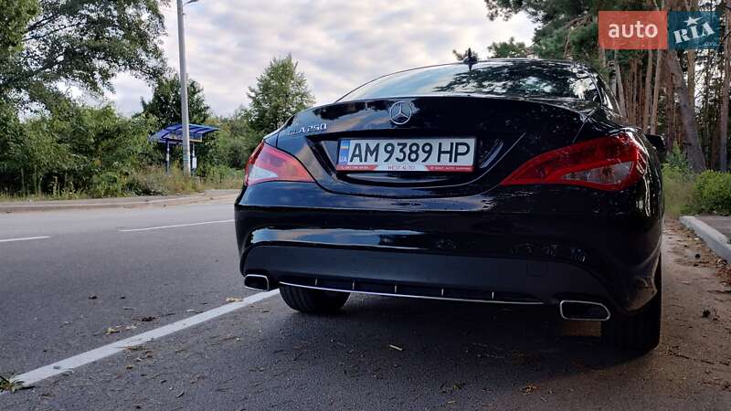 Седан Mercedes-Benz CLA-Class 2015 в Коростене