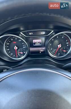 Седан Mercedes-Benz CLA-Class 2016 в 