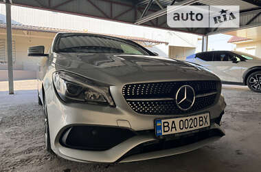 Седан Mercedes-Benz CLA-Class 2018 в Александрие