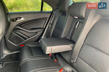 Седан Mercedes-Benz CLA-Class 2016 в 