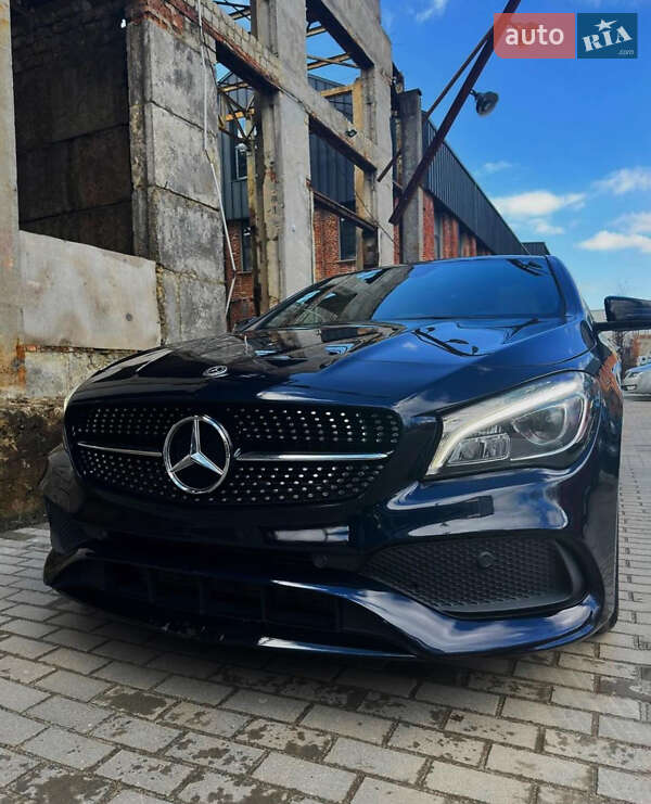 Седан Mercedes-Benz CLA-Class 2017 в Львове