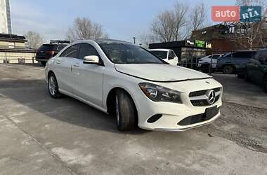 Седан Mercedes-Benz CLA-Class 2017 в Києві