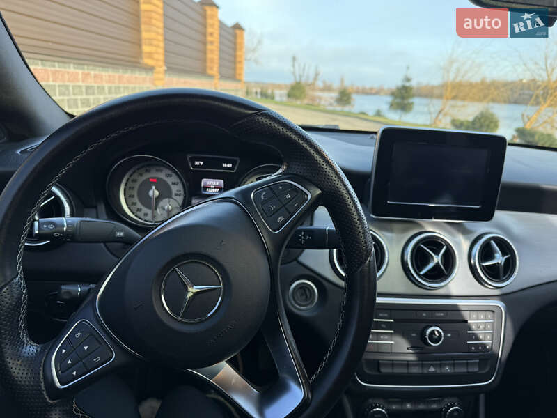 Седан Mercedes-Benz CLA-Class 2016 в Киеве