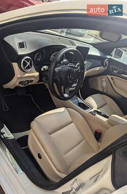 Седан Mercedes-Benz CLA-Class 2016 в 