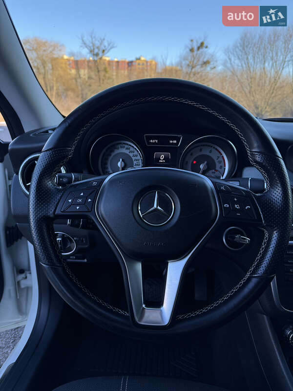 Седан Mercedes-Benz CLA-Class 2013 в Луцке