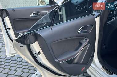 Седан Mercedes-Benz CLA-Class 2015 в 