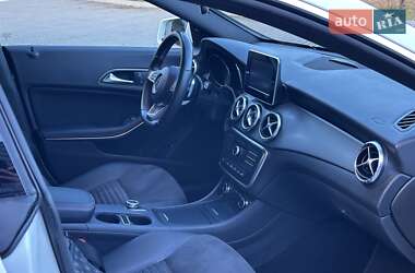 Седан Mercedes-Benz CLA-Class 2015 в 