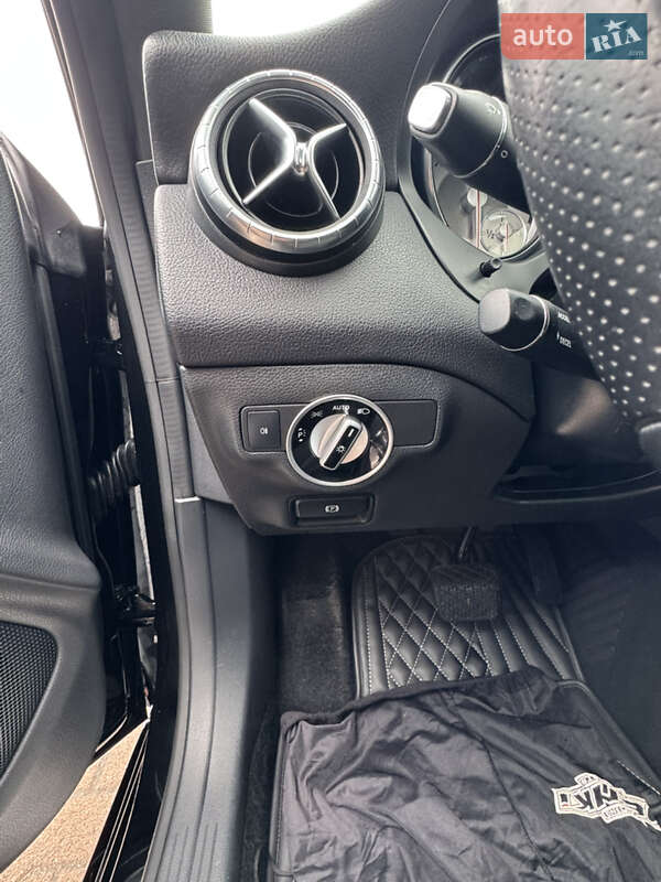 Седан Mercedes-Benz CLA-Class 2016 в Житомире